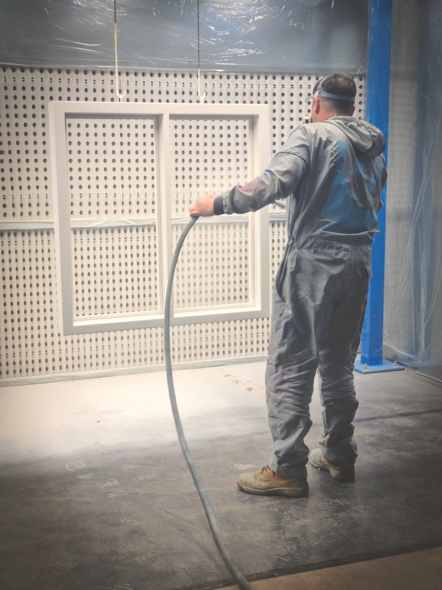 Lignum best practice timber window spraying