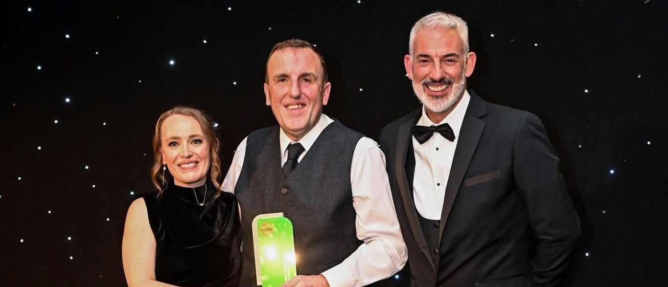 Kirkwood Timber Frame’s Alan Little scoops Trade Award Kirkwood Timber Frame's Alan with his Trade Award