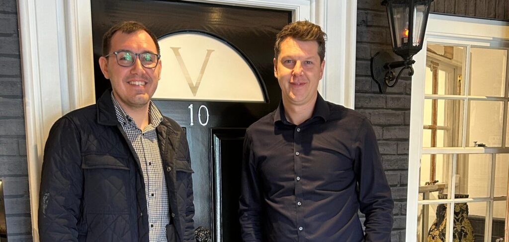 L-R MP Tom Gordon and Ventrolla's Mark Flanagan