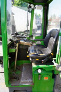 JG Kelly Supplies Ltd Combilift